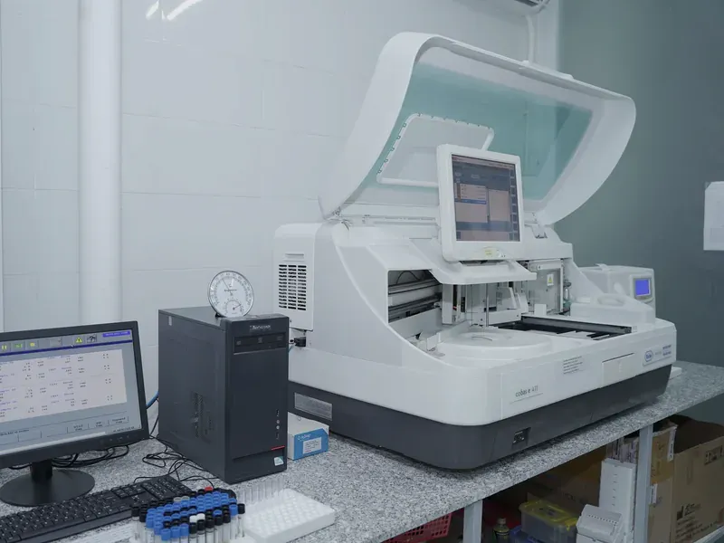 Electronic equipment undergoing temperature-controlled laboratory testing