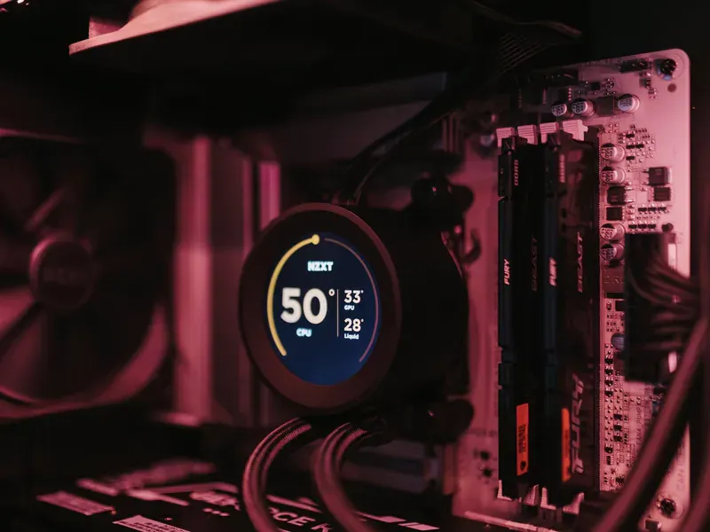 Computer cooling system with a digital temperature display