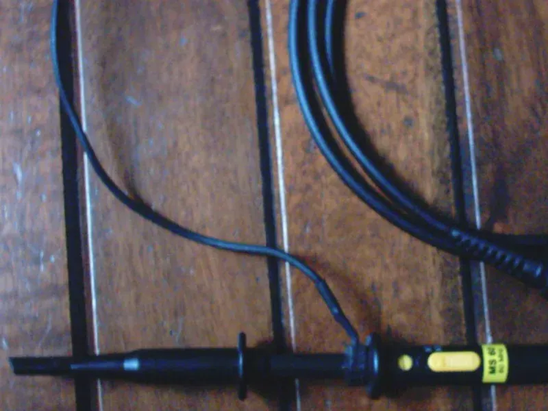 Oscilloscope probe used to measure electrical signals