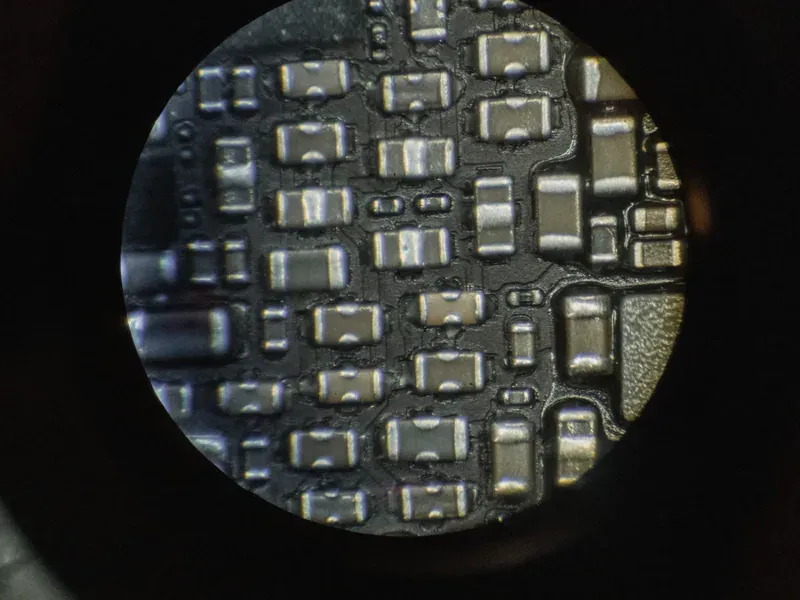 Laboratory microscope inspection supporting AS6081 electronic component authentication