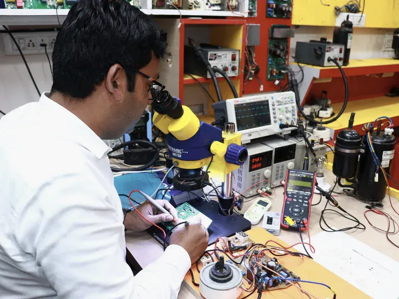 Electronic component inspection illustrating authorized-channel qualification and processor traceability
