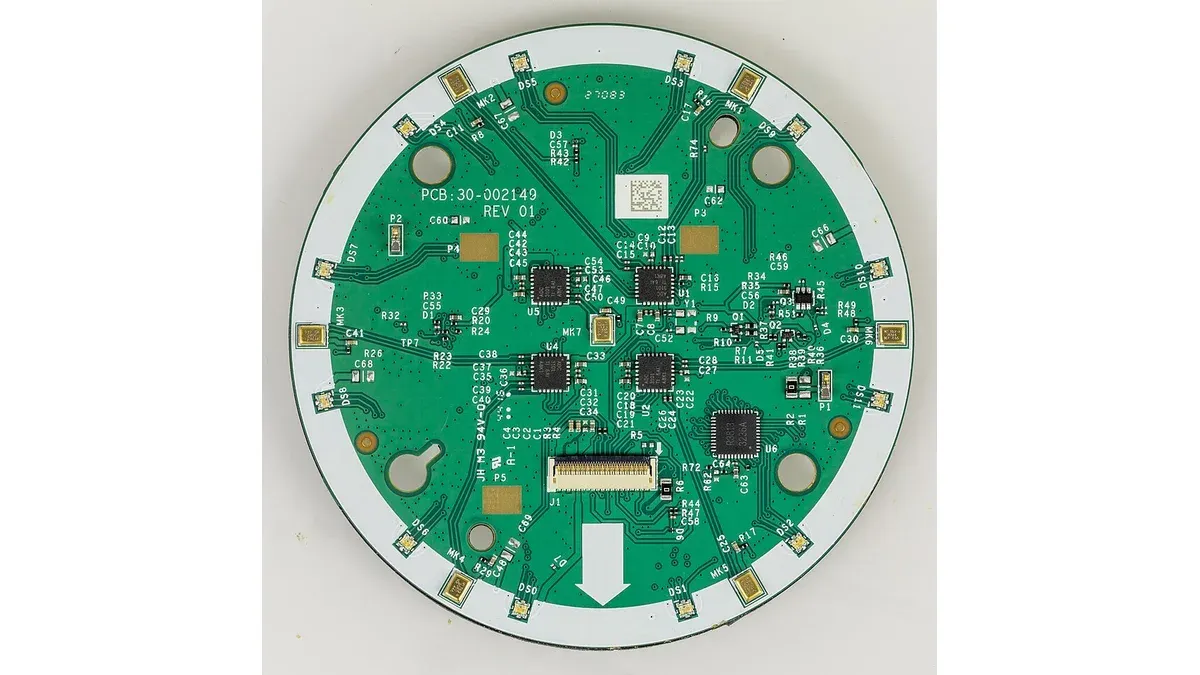 Microphone array mounted on a circular circuit board